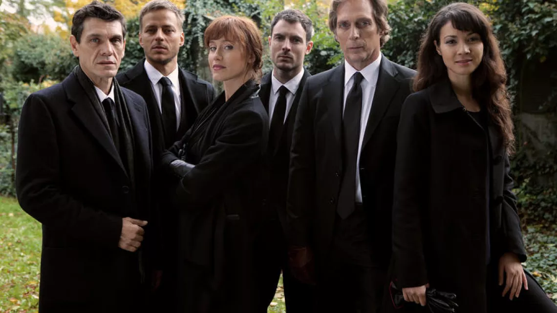 REUNION 1ERE - CROSSING LINES S1