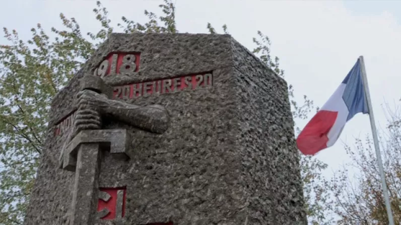 Les bâtisseurs de la zone rouge 1