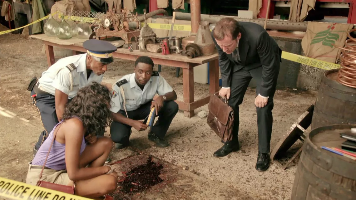 MEURTRES AU PARADIS SAISON 2 SUR REUNION 1ERE