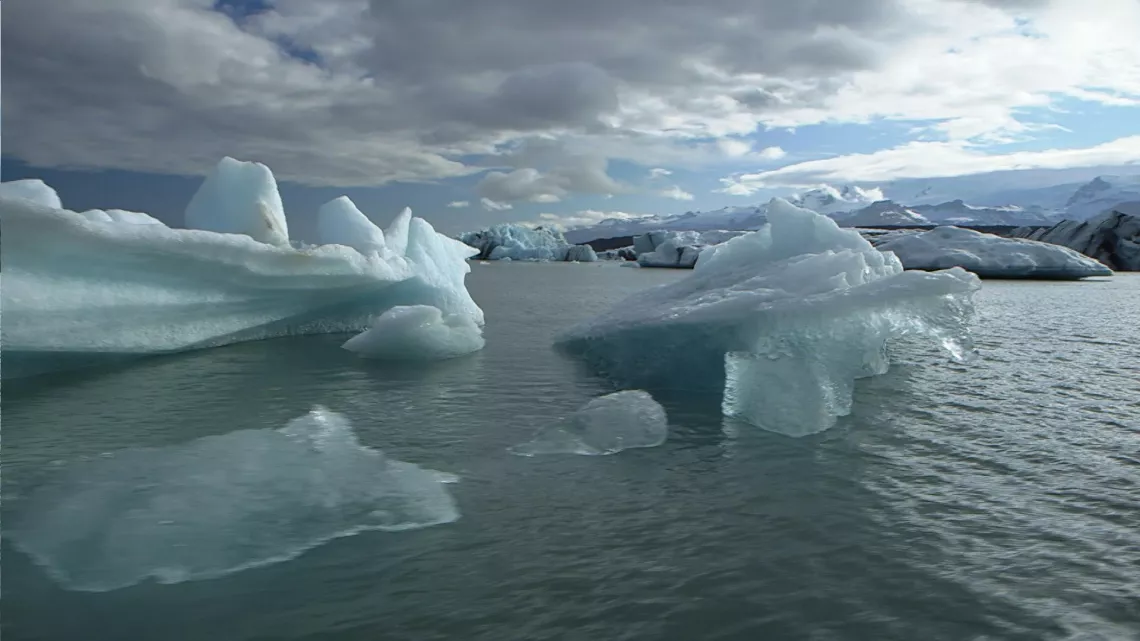 FAUT PAS REVER - ISLANDE : DE GLACE ET DE FEU FAUT PAS REVER TOUR DU MONDE 2