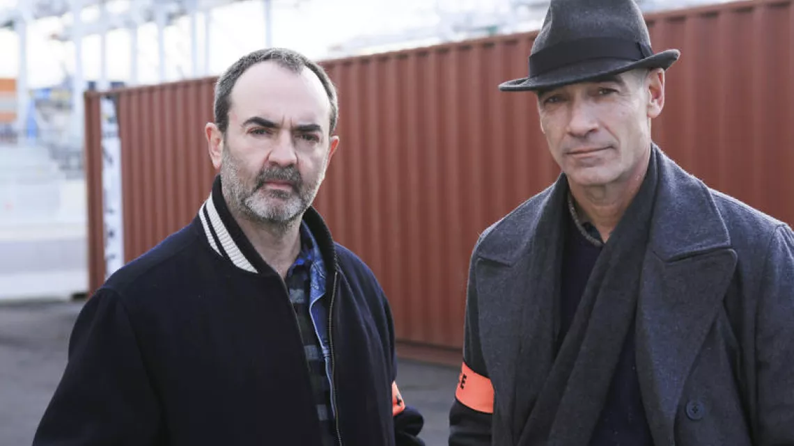 REUNION 1ERE - DEUX FLICS SUR LES DOCKS