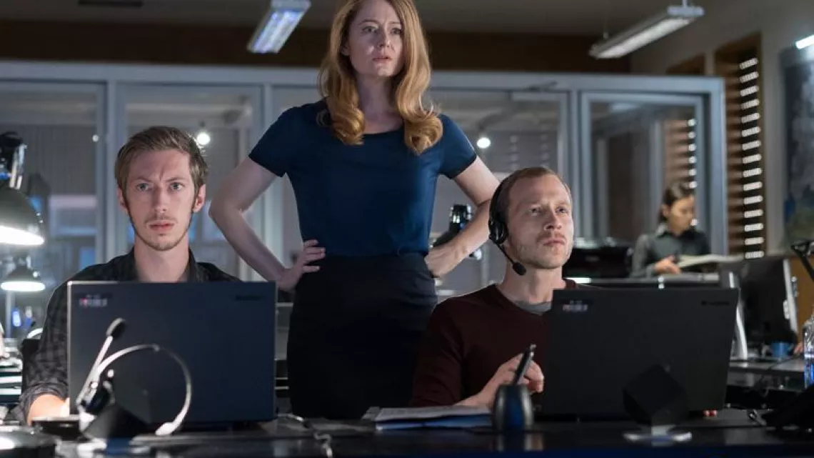 HOMELAND SAISON 5 SERIE AMERICAINE AVEC CLAIRE DANES, MANDY PATINKIN… #REUNION 1ERE