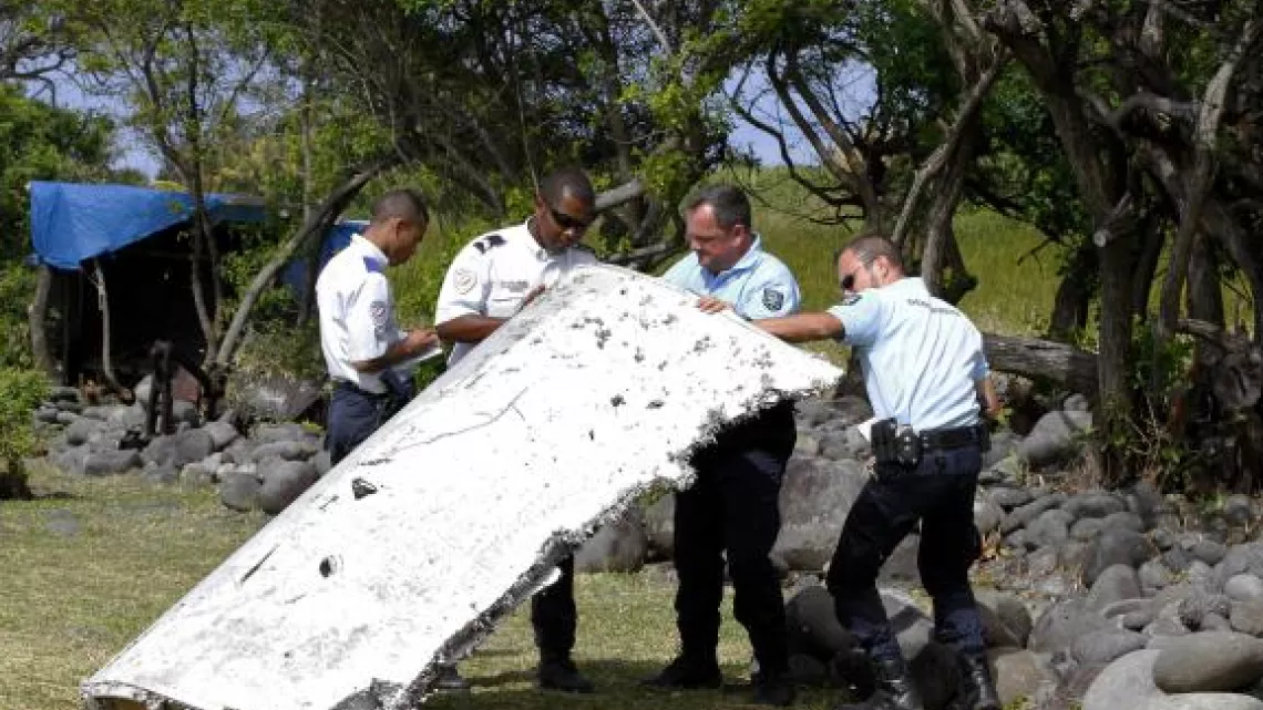 PLANETE INVESTIGATION : L’ENIGME DU VOL MH370  #REUNION 1ERE