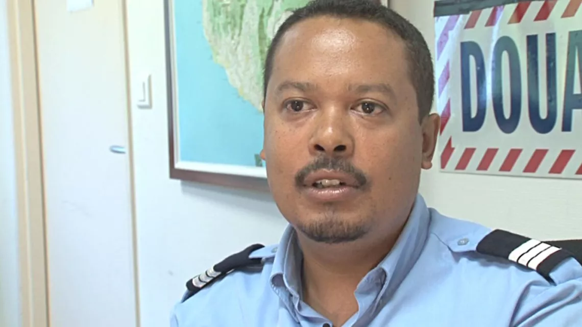 REUNION 1ERE - LES ROUTES DU CRIME : LA RÉUNION 