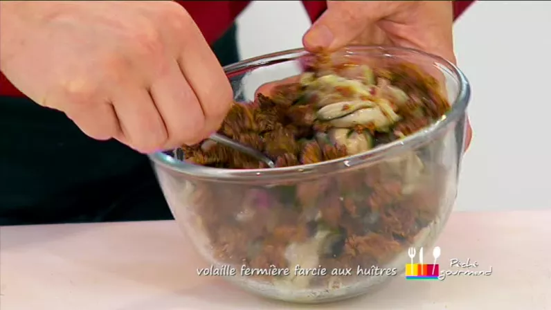 Farce pain noir, huîtres et échalotes 