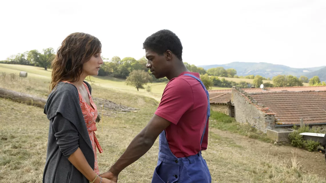 QUI SEME L'AMOUR TELEFILM DE LORENZO GABRIELE AVEC  EVELYNE BUYLE, JULIE DE BONA…#REUNION 1ERE