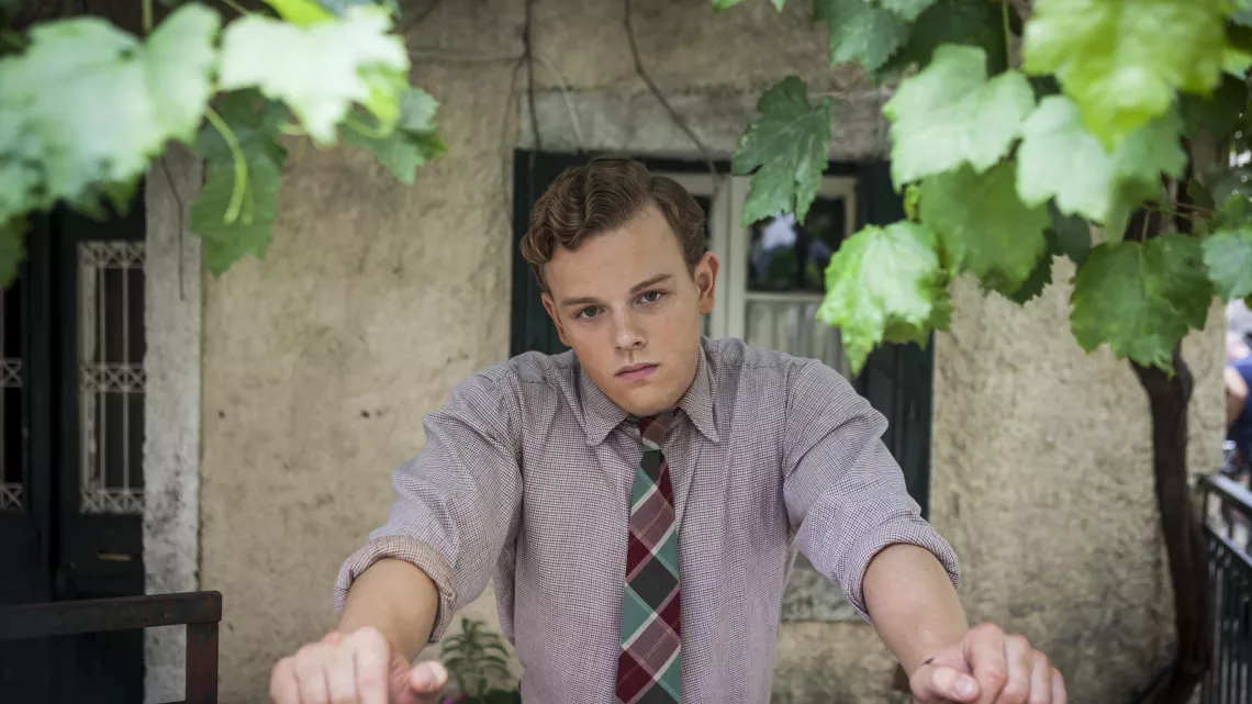 Callum Woodhouse (Leslie Durrell)