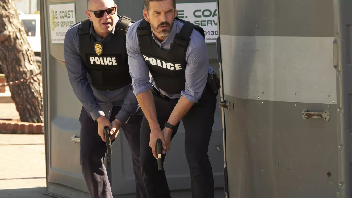 ROSEWOOD S2