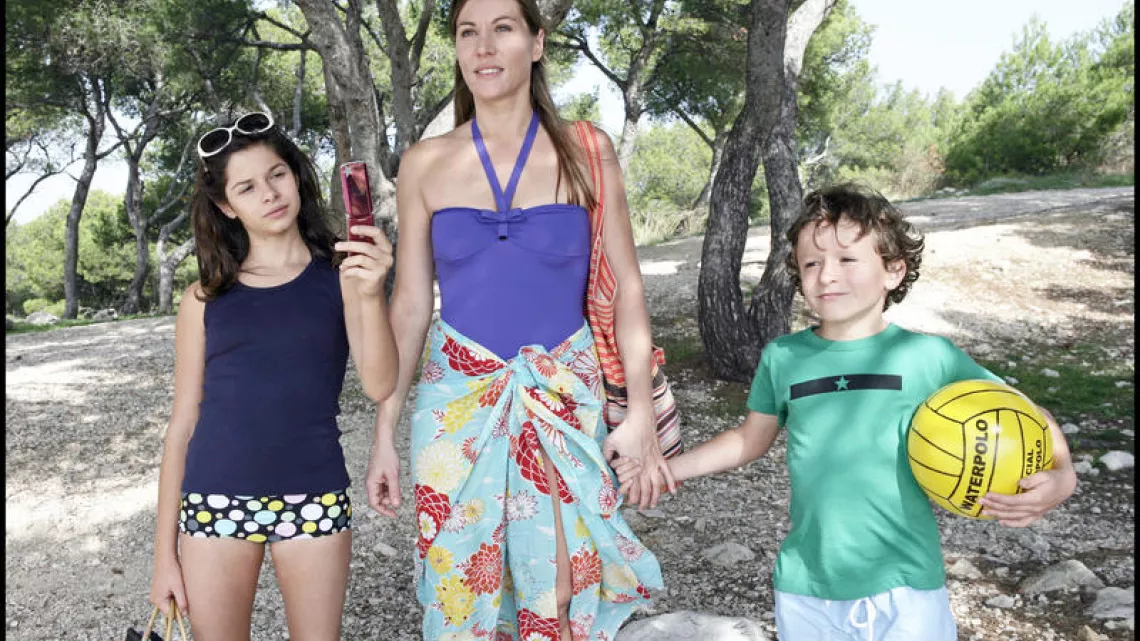 UNE SEMAINE SUR DEUX ET LA MOITIE DES VACANCES SCOLAIRES