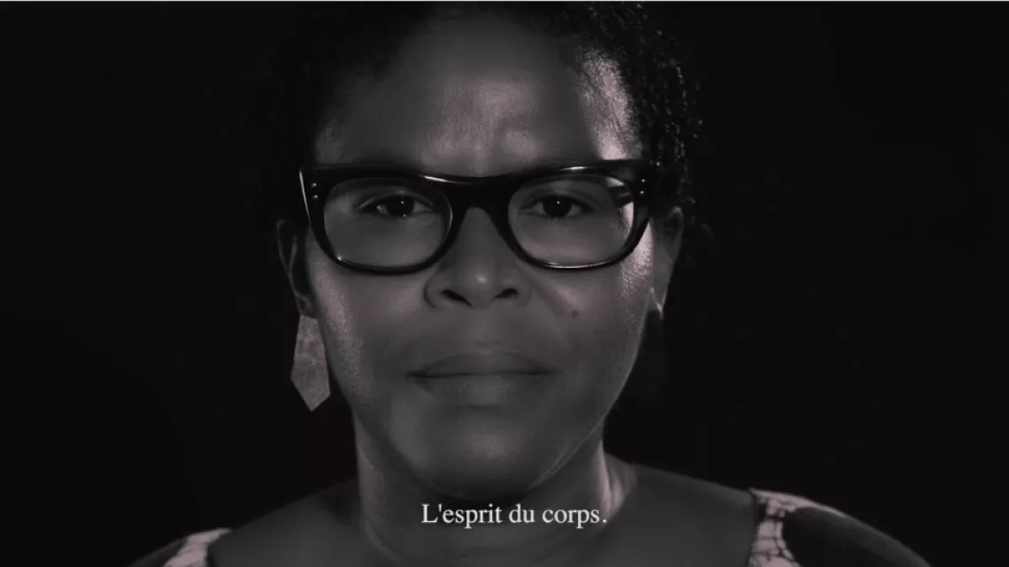 AMAZONES, L'ART DE REVIVRE