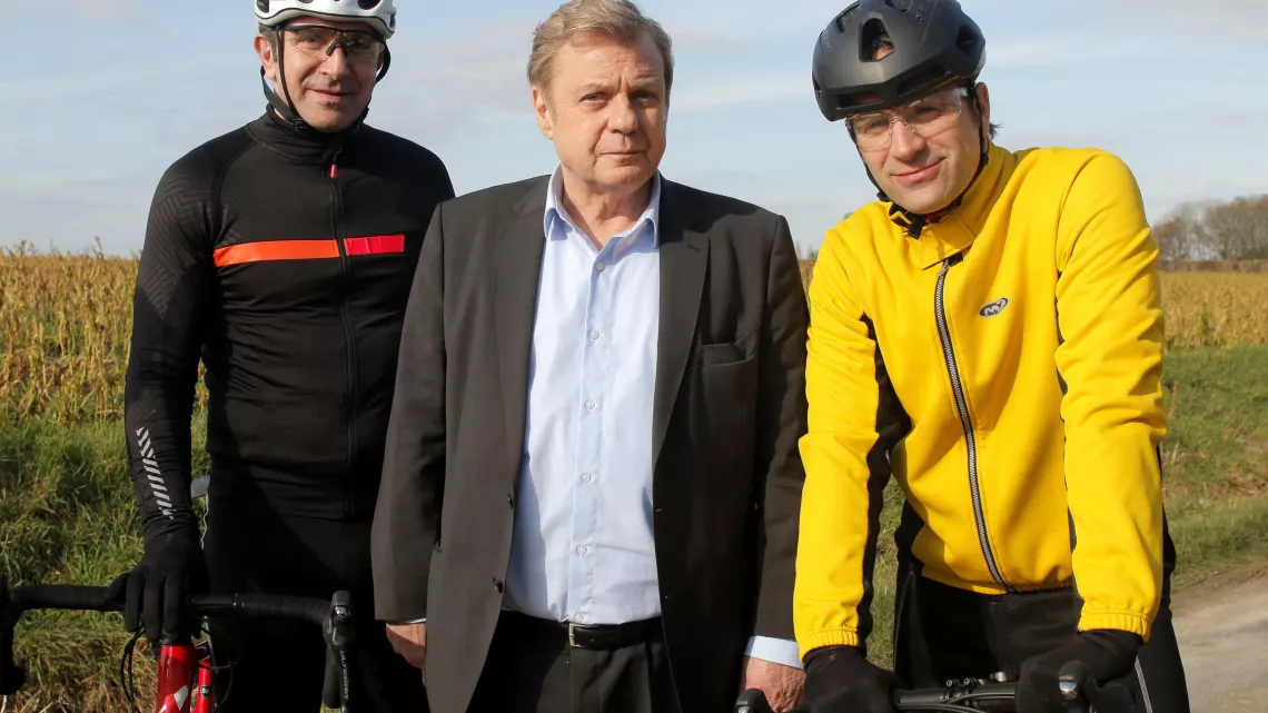 COMMISSAIRE MAGELLAN