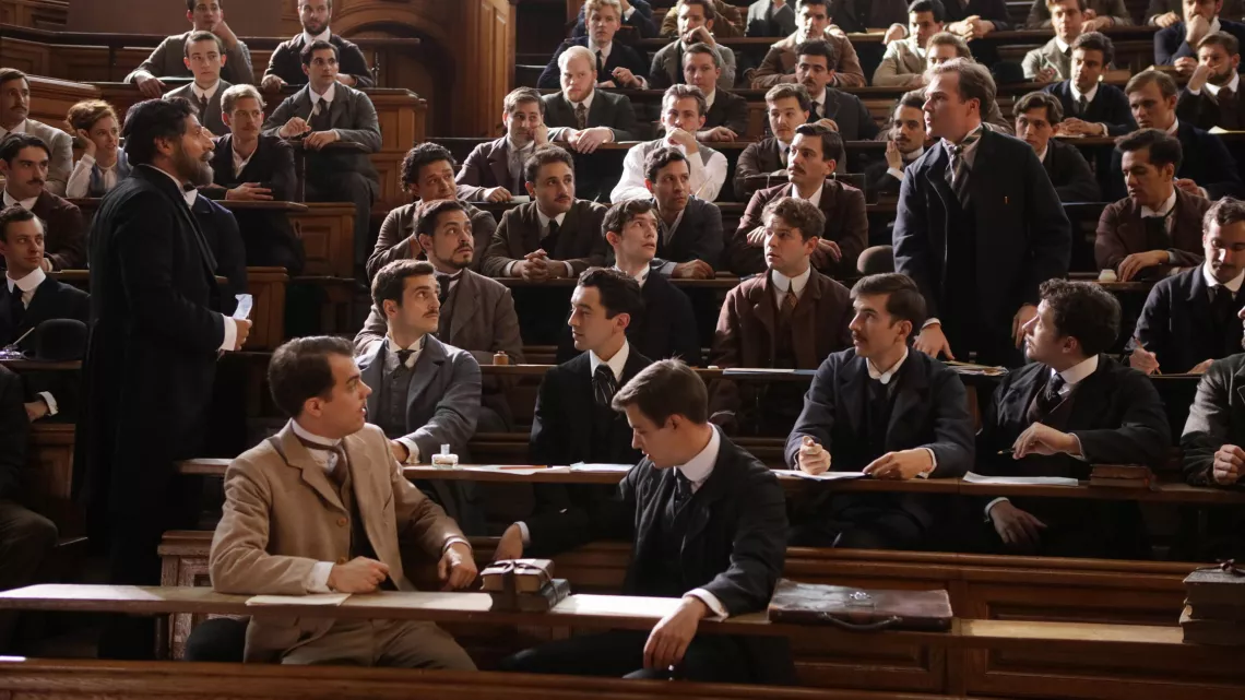 MYSTÈRE À LA SORBONNE