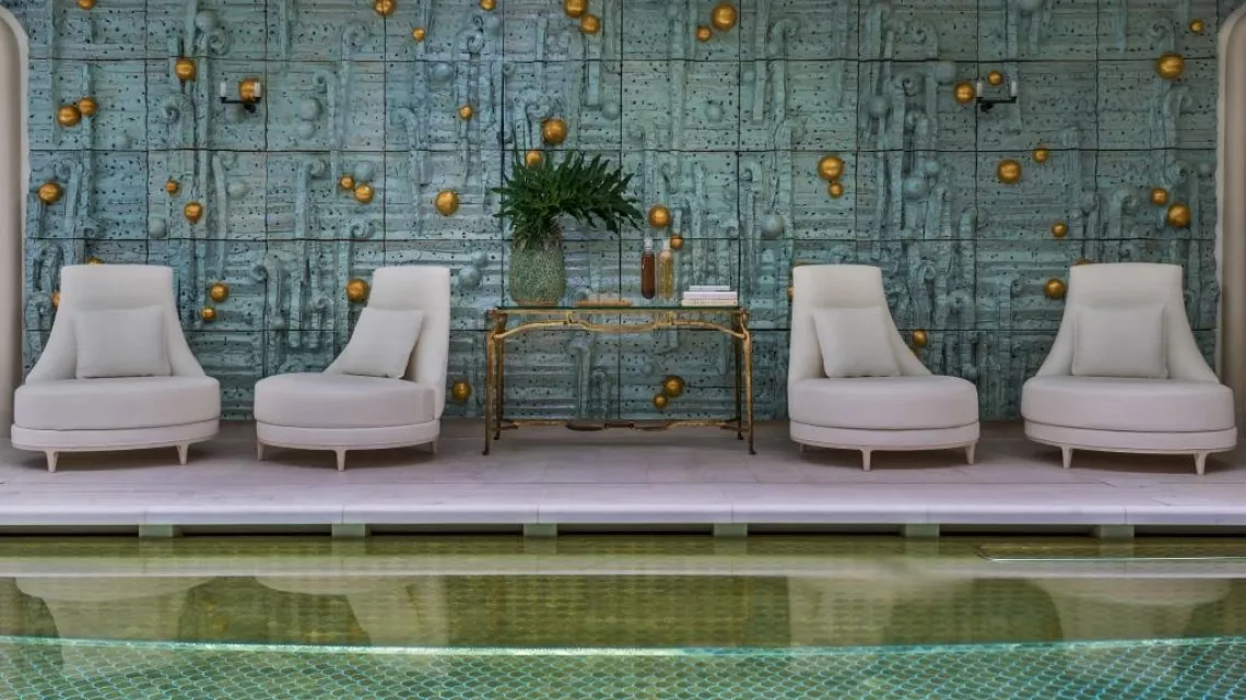 Piscine copyright : Hôtel de Crillon, A Rosewood Hotel 