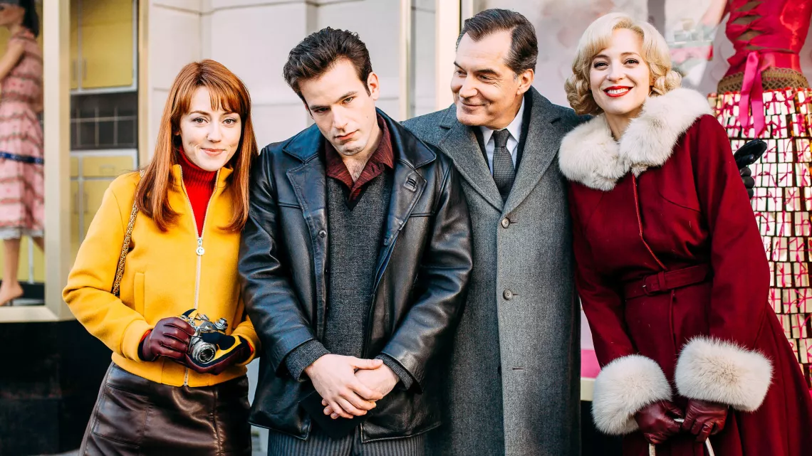 LES PETITS MEURTRES D'AGATHA CHRISTIE : L'HOMME AU COMPLET MARRON