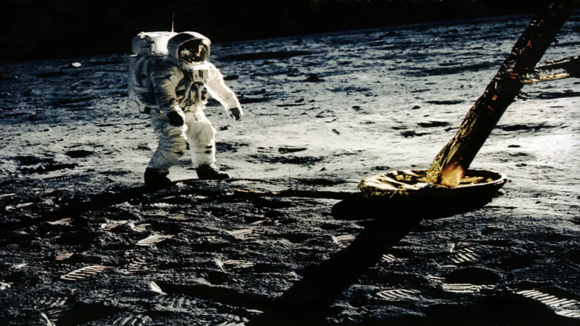LES CONQUÉRANTS DE L'ESPACE