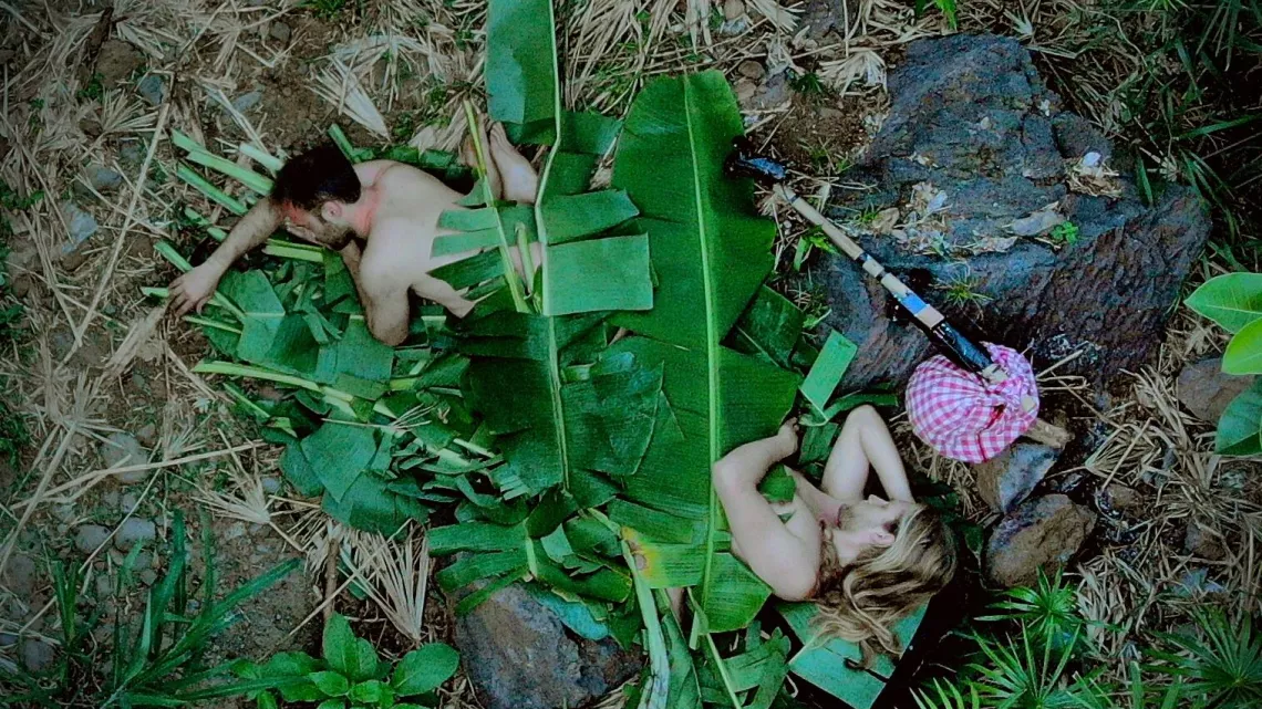 NUS & CULOTTÉS  OBJECTIF LA RÉUNION