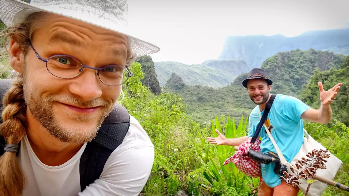 NUS & CULOTTÉS  OBJECTIF LA RÉUNION