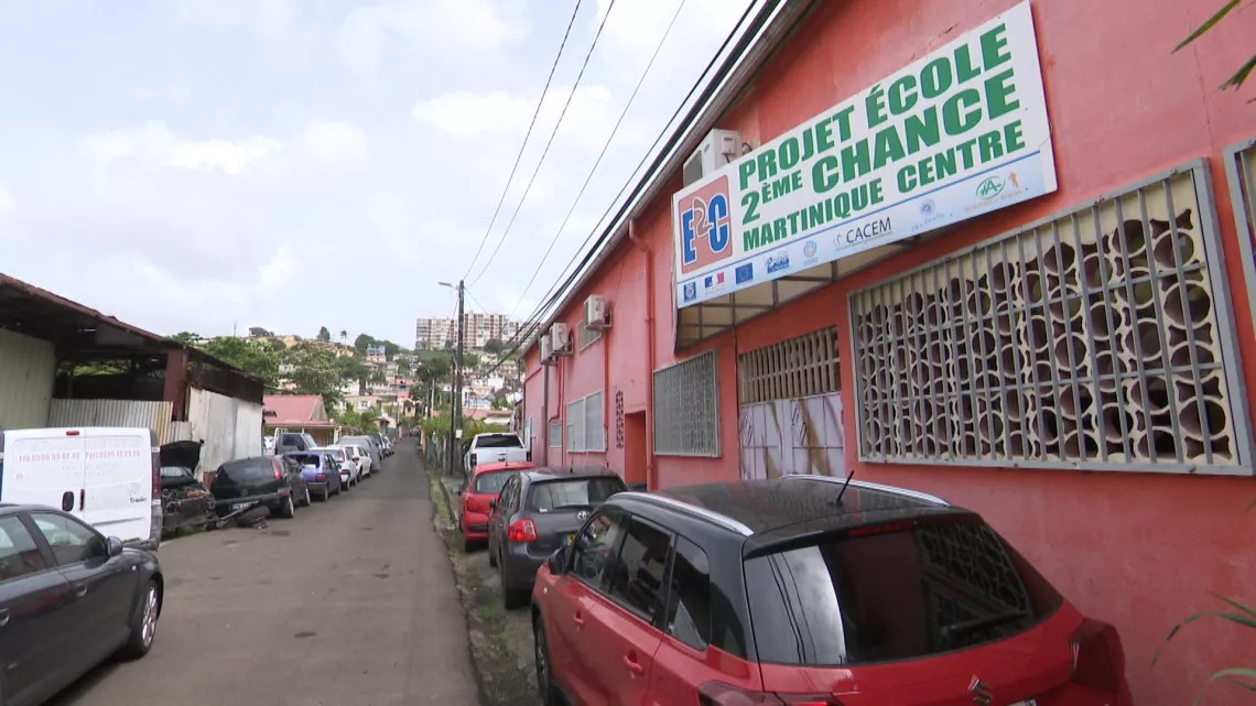 Place Publique : L'école de la 2ème Chance