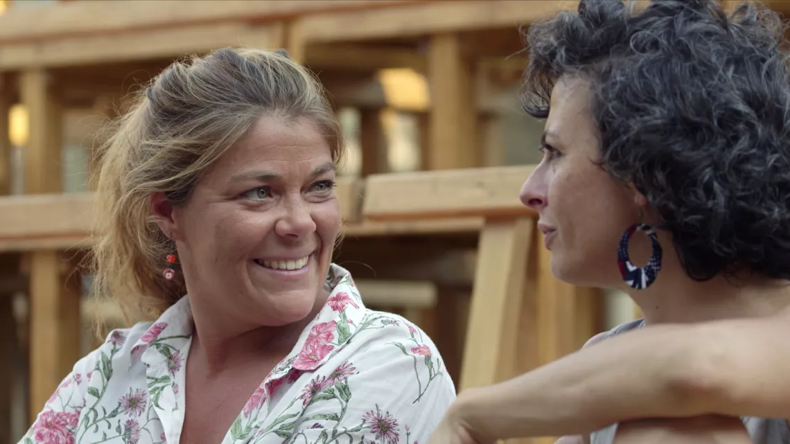 Julie Hattu et Jessica Vedel