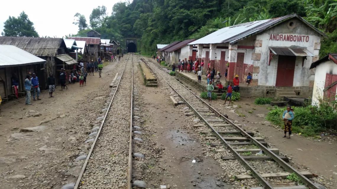 MADAGASCAR, LE PETIT TRAIN DES HAUTES TERRES