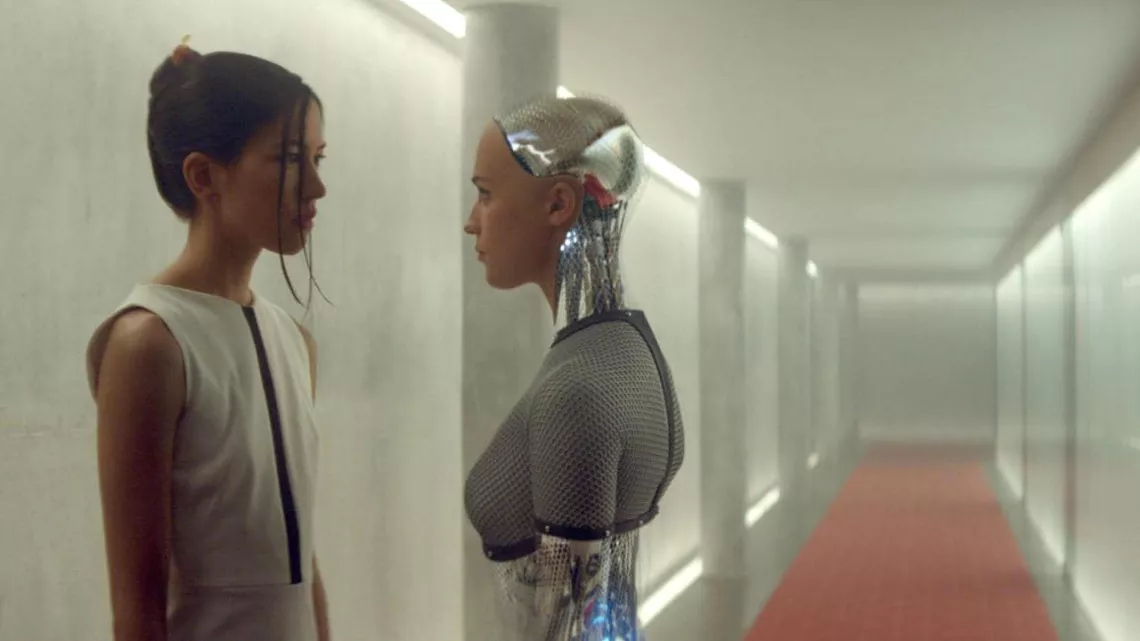 EX MACHINA