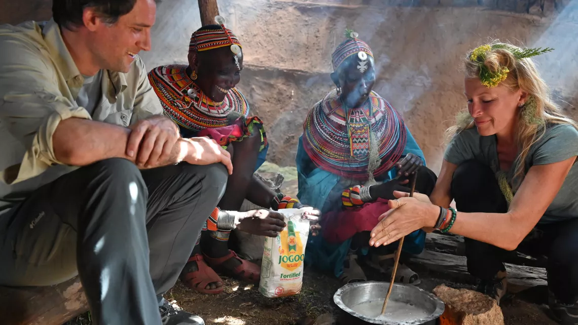 ESTELLE LEFEBURE CHEZ LES SAMBURU
