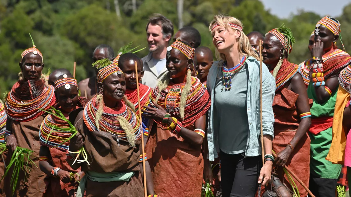 ESTELLE LEFEBURE CHEZ LES SAMBURU