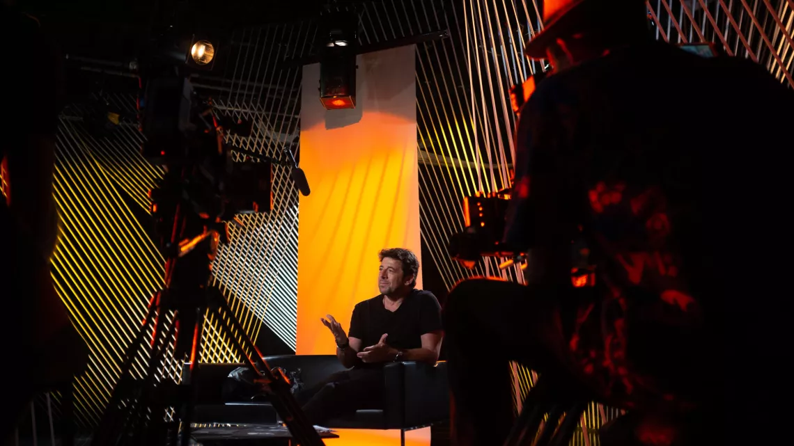  PATRICK BRUEL ENTRE LES LIGNES