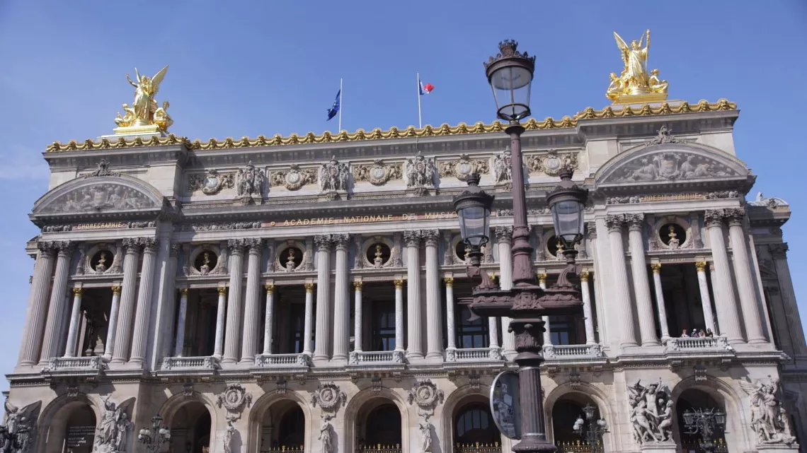 LES TRÉSORS DE L’OPÉRA DE PARIS