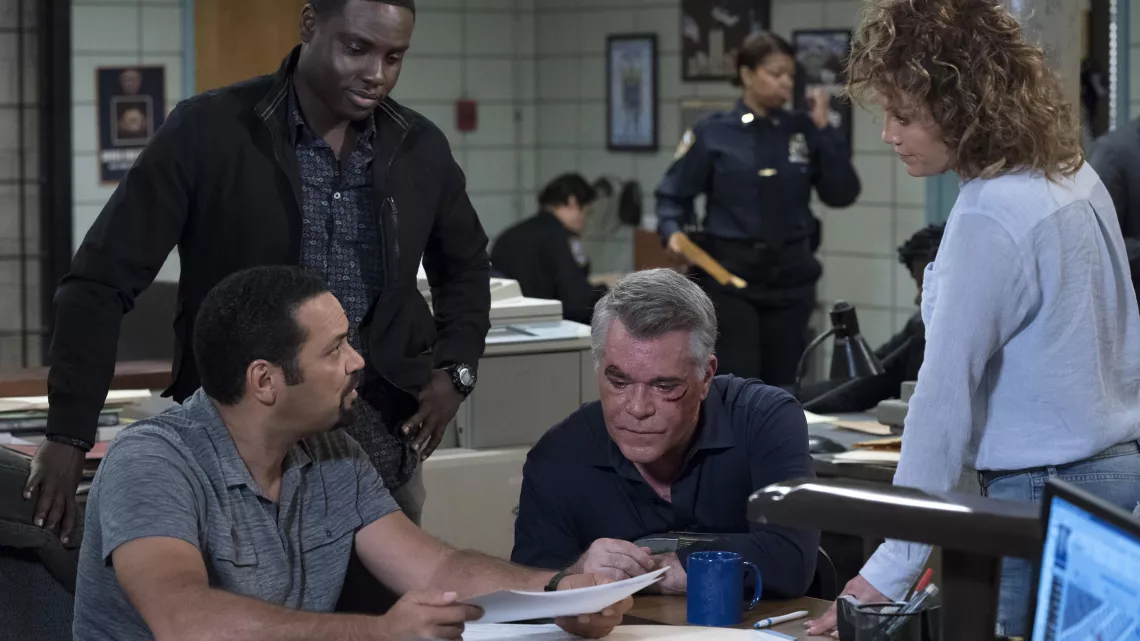 SHADES OF BLUE - SAISON 3