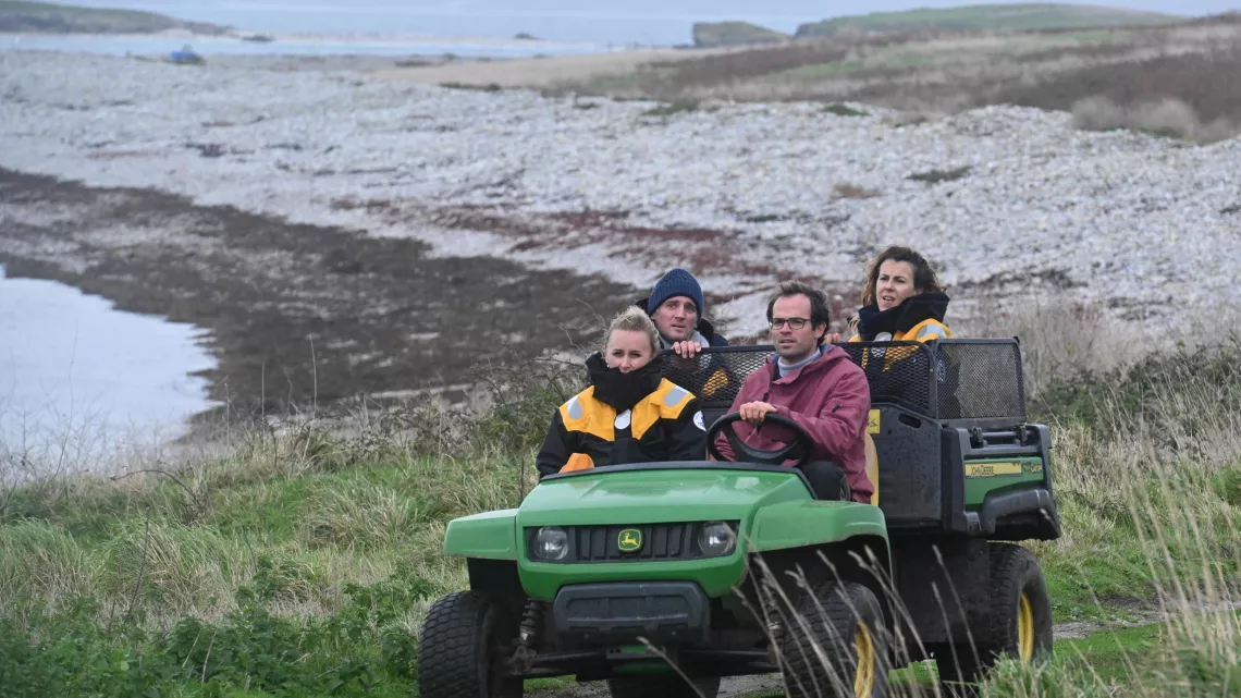 NOS TERRES INCONNUES AVEC NICOLE FERRONI SUR l’ÎLE D’OUESSANT