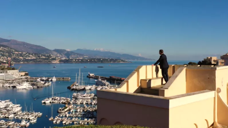 ELLE S'APPELAIT GRACE KELLY