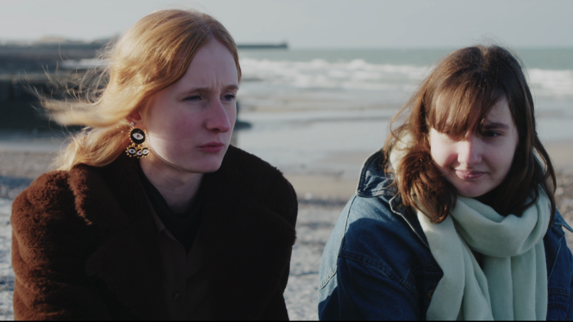 Julia et Gwénaëlle à la plage