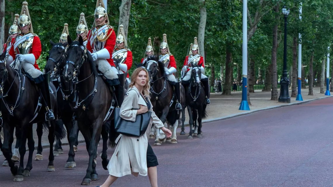 Mourir peut attendre © 2021 DANJAQ, LLC AND MGM. ALL RIGHTS RESERVED.