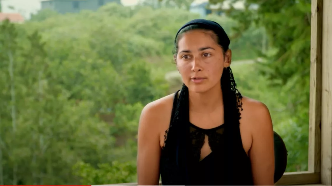 Le Maloya est une affaire de transmission, mais aussi d'histoires personnelles. Ce documentaire réunit deux figures emblématiques du Maloya. Ann O'Aro et Danyel Waro