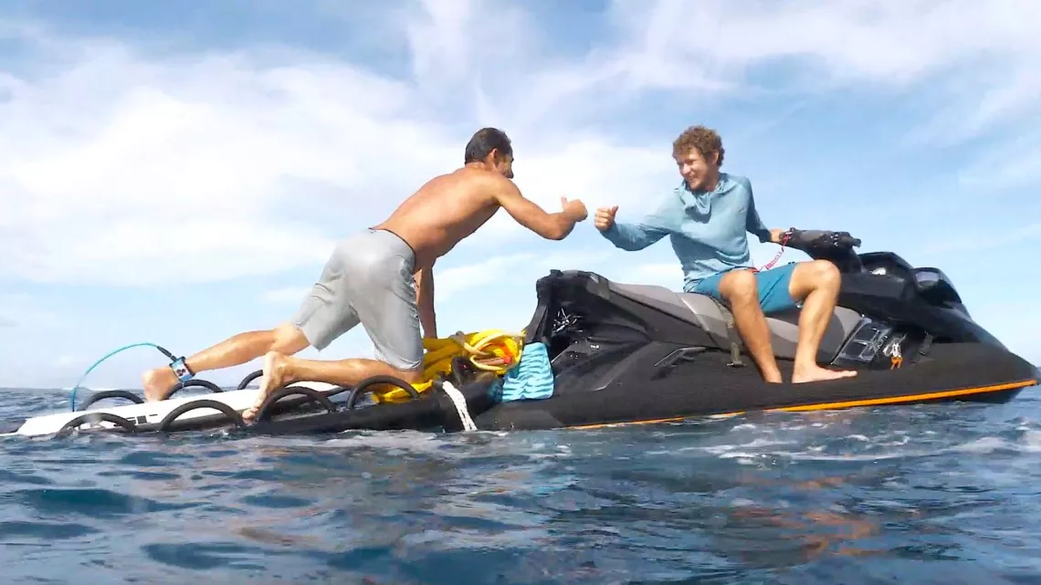 À la recherche de Teahupo'o