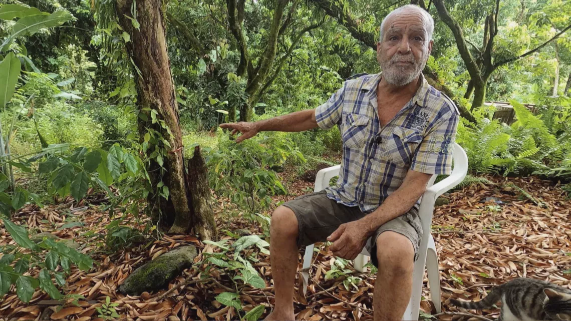 Ilet Coco, un endroit un peu hors du temps, avec ses habitants qui refusent d’évacuer leurs maisons quand la nature est menaçante.