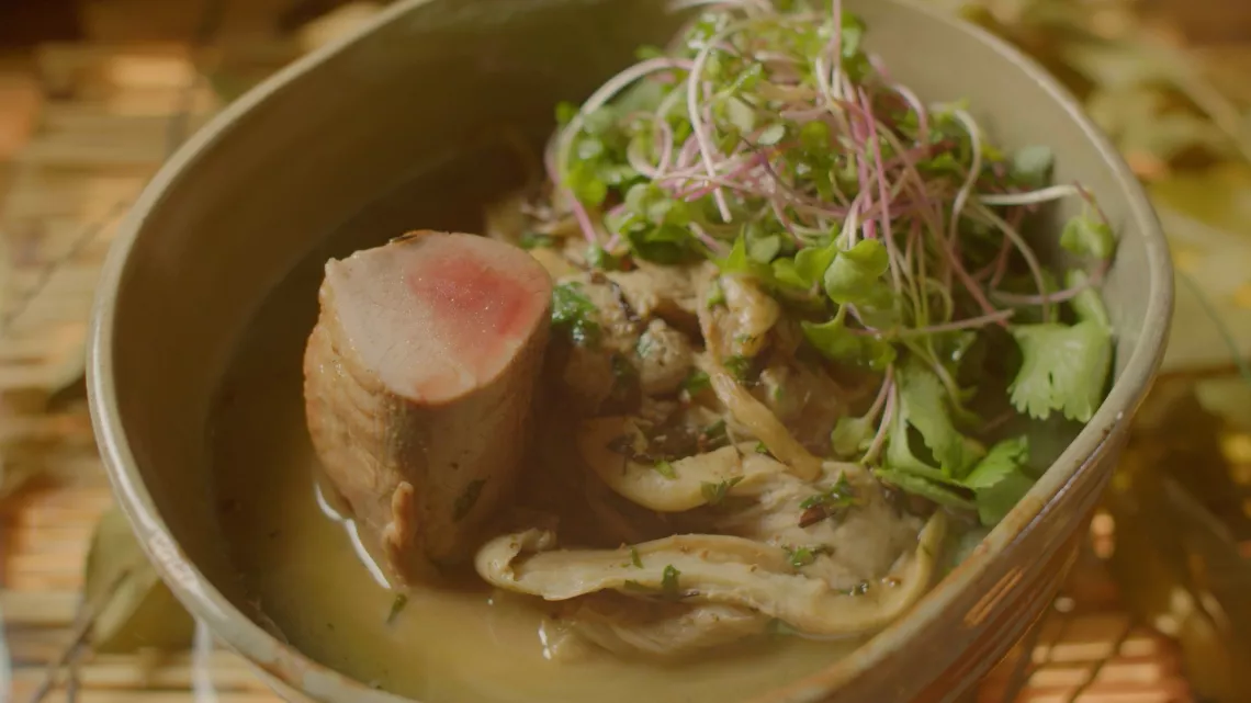 Astèr Chefs by Épicurien à Table est de retour pour une 3ème saison sur Réunion la 1ère!  Votre rendez-vous culinaire quotidien fait peau neuve et vous propose de suivre à tour de rôle des duos de Chefs Péi.