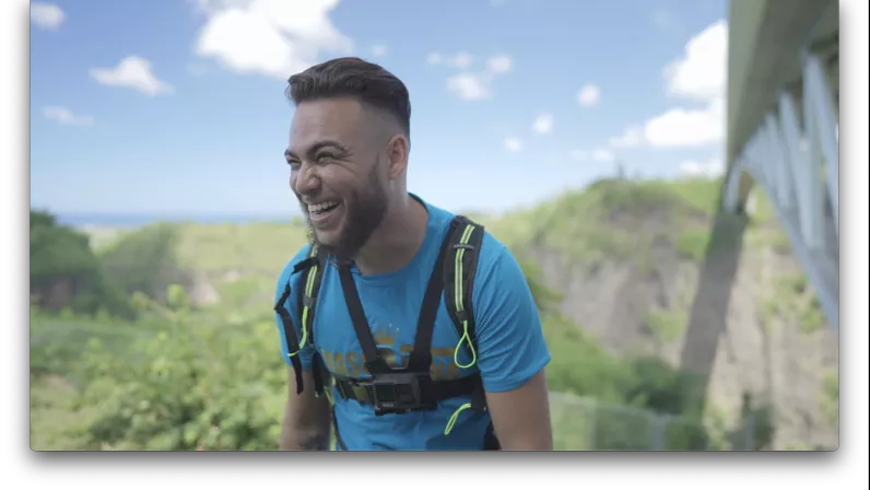 MASCARENA, L’ILE INTENSE Le 1er jeu d’aventure 100% réunionnais 3 candidats, 1 gagnant 1 objectif, venir en aide à des associations caritatives  1 décor naturel, l’Ile Intense  Chaque émission se déroulera dans une commune différente de l’île, emmenée par le Game Master, Tony Boyer