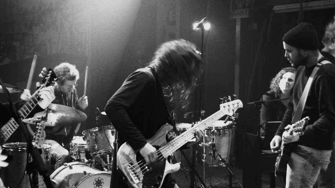 Dode, concert live
