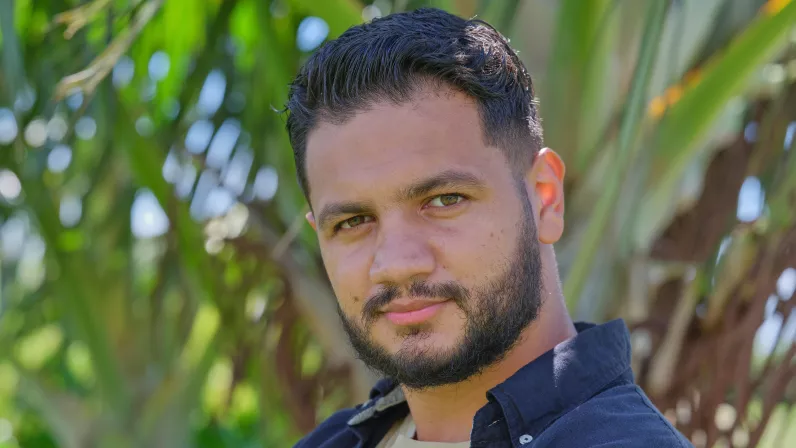 MASCARENA L’ILE INTENSE Le 1er jeu d’aventure 100% réunionnais 3 candidats, 1 gagnant pour  1objectif, venir en aide à des associations caritatives. :Chaque émission se déroulera dans une commune différente de l’île, emmenée par le Game Master, Tony Boyer.