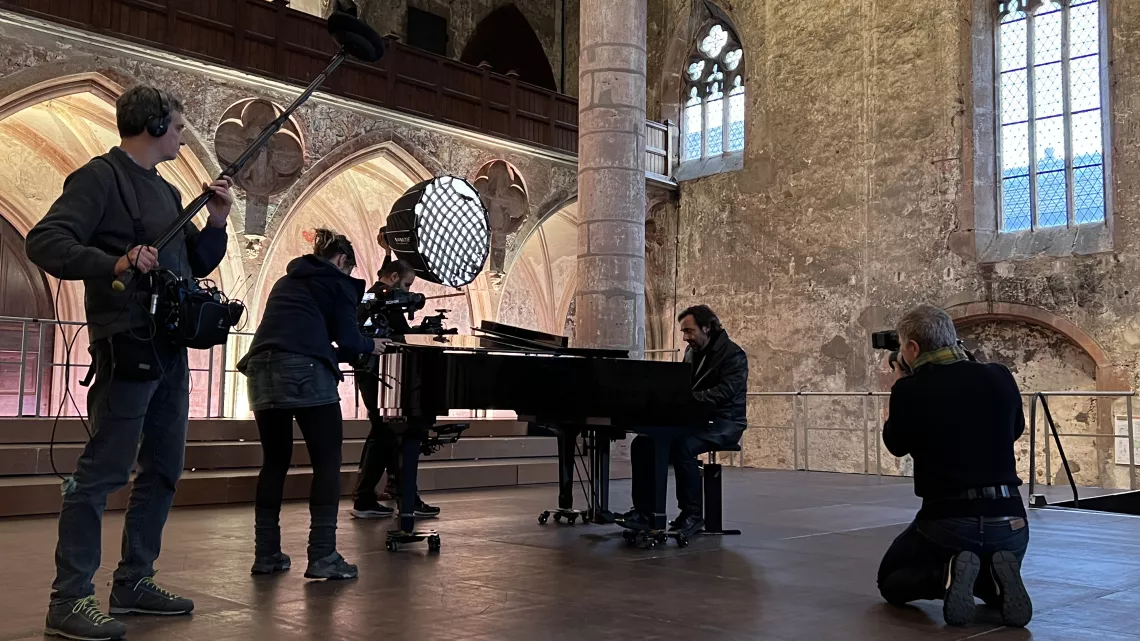 André Manoukian au piano 