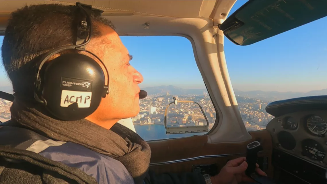 Documentaire : il y a un chirurgien dans l'avion