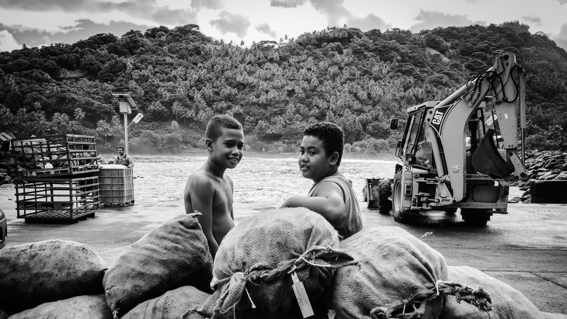 Motu Haka,  le combat des îles Marquises - Ile de Fatu Iva ∏ Christophe Trarieux.