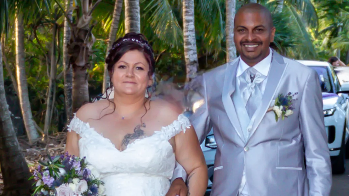 6 mariages, 6 histoires et un témoin privilégié, Rocaya ! @Reunionla1ère  Lamour lé dou fait sa rentrée sur Réunion la 1ère. Rocaya signe son retour le vendredi 07 février 2025 dès 19.50 pour une nouvelle saison placée sous le signe de l’émotion.  Vendredi 7 février 2025   Mariage 1 : Johanne & Johan Quand Johan rencontre Johanne leur histoire d’amour prend immédiatement une tournure passionnée. 