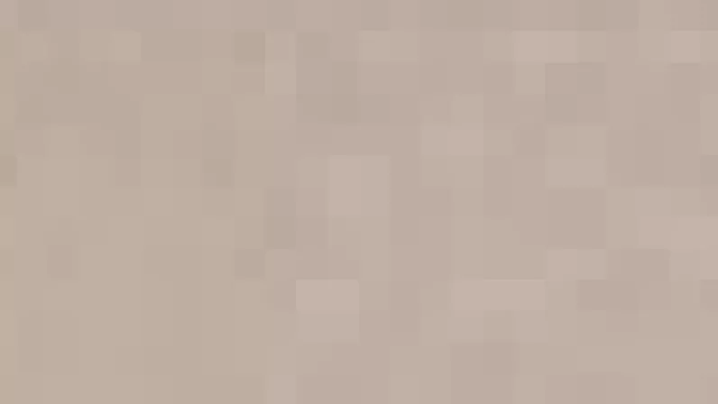 LAMOUR LE DOU SAISON 11 EP.2  Saquilla et Christophe. Le moins que l’on puisse dire c’est que la vie n’a pas été tendre avec Saquilla 37 ans et Christophe 39 ans. C’est l’amour est venu panser les plaies de l’adolescence de nos deux tourtereaux. Trois enfants sont venus cimenter leur relation de 21 ans qui se concrétise par un mariage du côté de Saint-Louis. 