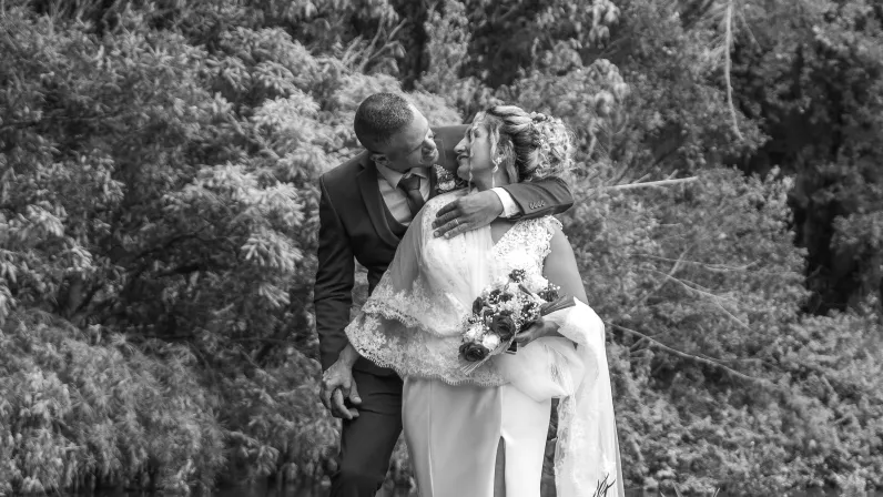 Ce troisième épisode de la saison 14 est un témoignage d'espoir pour tous ceux qui croient en une seconde chance. Entre émotion, paysages magnifiques de La Réunion et authenticité, le mariage de Lyzz et Ludivic promet d'être l'un des moments les plus marquants de cette saison.