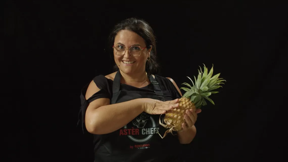 Astèr Chefs by Épicurien à Table est de retour pour une 3ème saison sur Réunion la 1ère!  Votre rendez-vous culinaire quotidien fait peau neuve et vous propose de suivre à tour de rôle des duos de Chefs Péi.