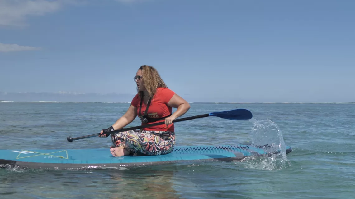 MASCARENA, L’ILE INTENSE Le 1er jeu d’aventure 100% réunionnais 3 candidats, 1 gagnant 1 objectif, venir en aide à des associations caritatives  1 décor naturel, l’Ile Intense  Chaque émission se déroulera dans une commune différente de l’île, emmenée par le Game Master, Tony Boyer