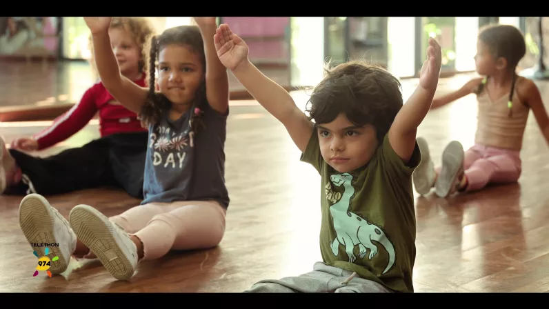 La Télé : Appels aux dons, des témoignages forts avec Dr François Cartault La Radio : Sans Tabou , Spécial Téléthon avec Léa Euphrosine